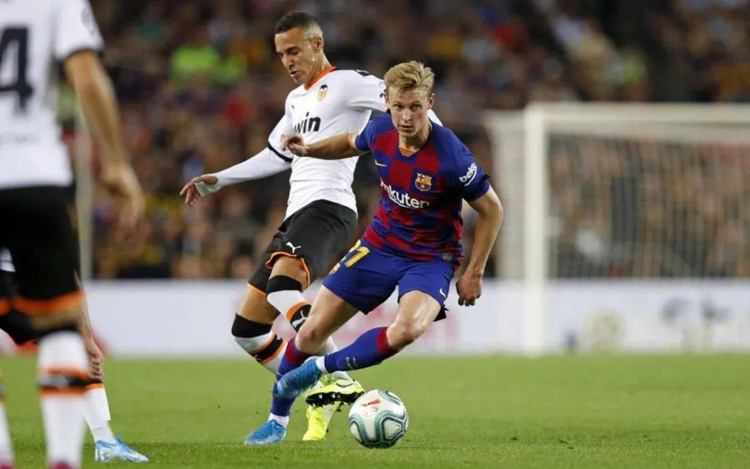 关于转会期瓦伦西亚手感冰凉——荷甲节点到来；球迷炸锅；控场能力受关注的信息