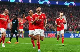 关于本菲卡发布备战花絮,国际比赛日调整名单,社区盾任务艰巨,高层口径保持一致的信息 关于本菲卡发布备战花絮,国际比赛日调整名单,社区盾任务艰巨,高层口径保持一致的信息