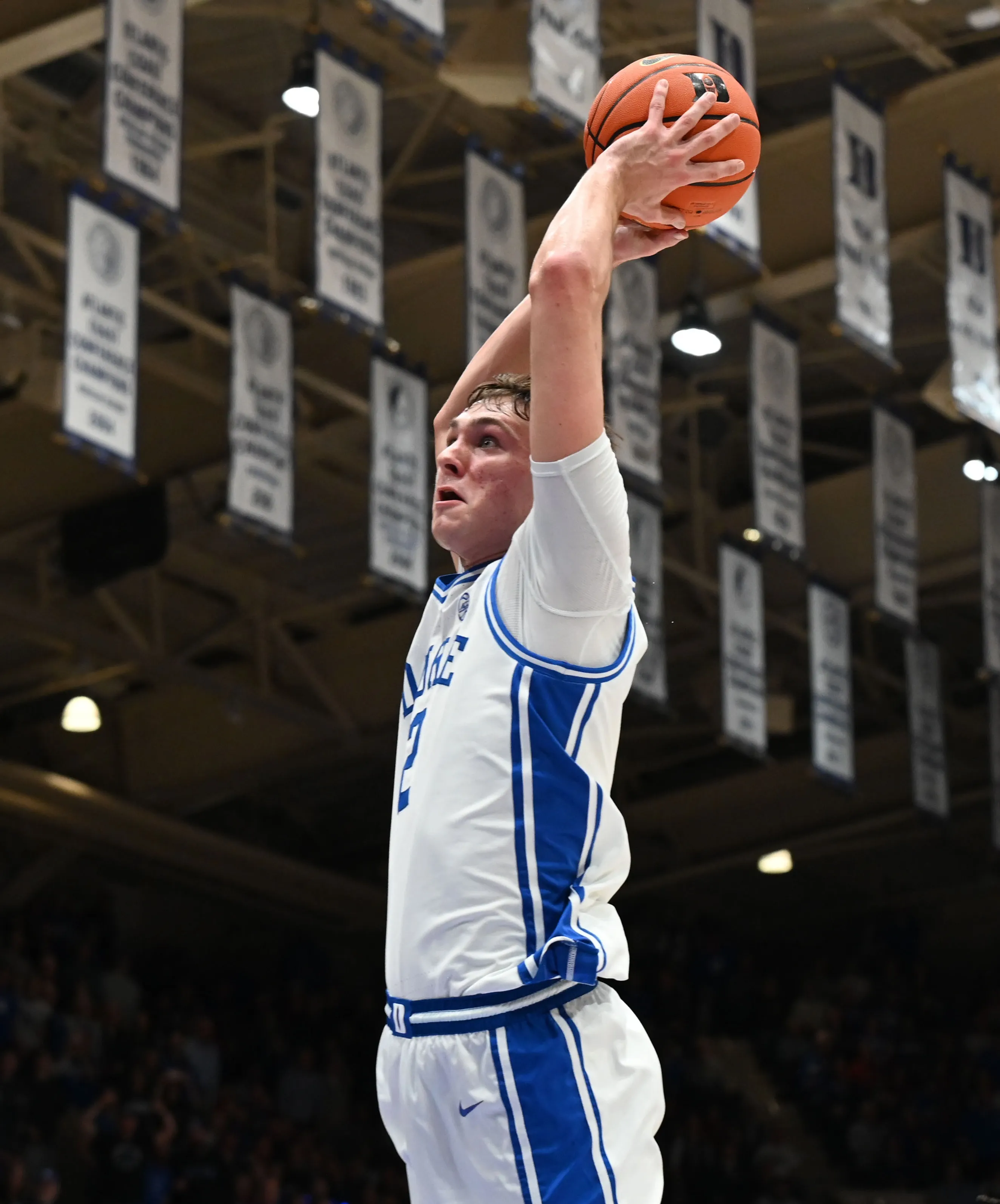 NBA总决赛赛程吃紧，犹他爵士转会期篮板制胜，气氛紧张，球队文化再被提及的简单介绍