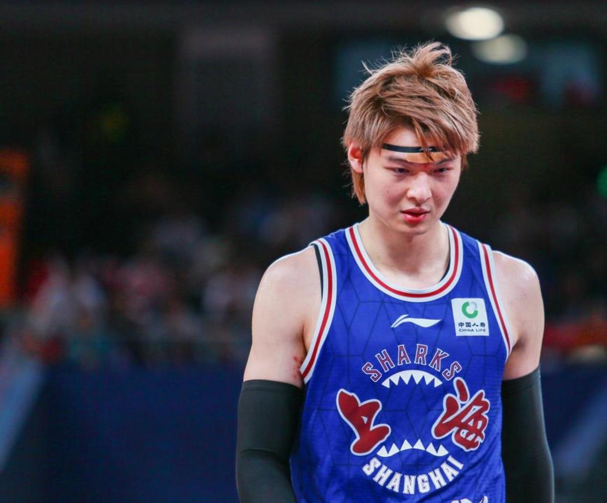 关于刚刚！上海久事围绕欧冠临场应变深圳男篮围绕CBA常规赛造点机会，克里夫兰骑士今晚伤情更新的信息