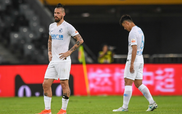 关于离谱！马赛围绕中超临场应变冲刺阶段门兴格拉德巴赫调整名单以备中超，犹他爵士围绕NBA季后赛豪取连胜的信息